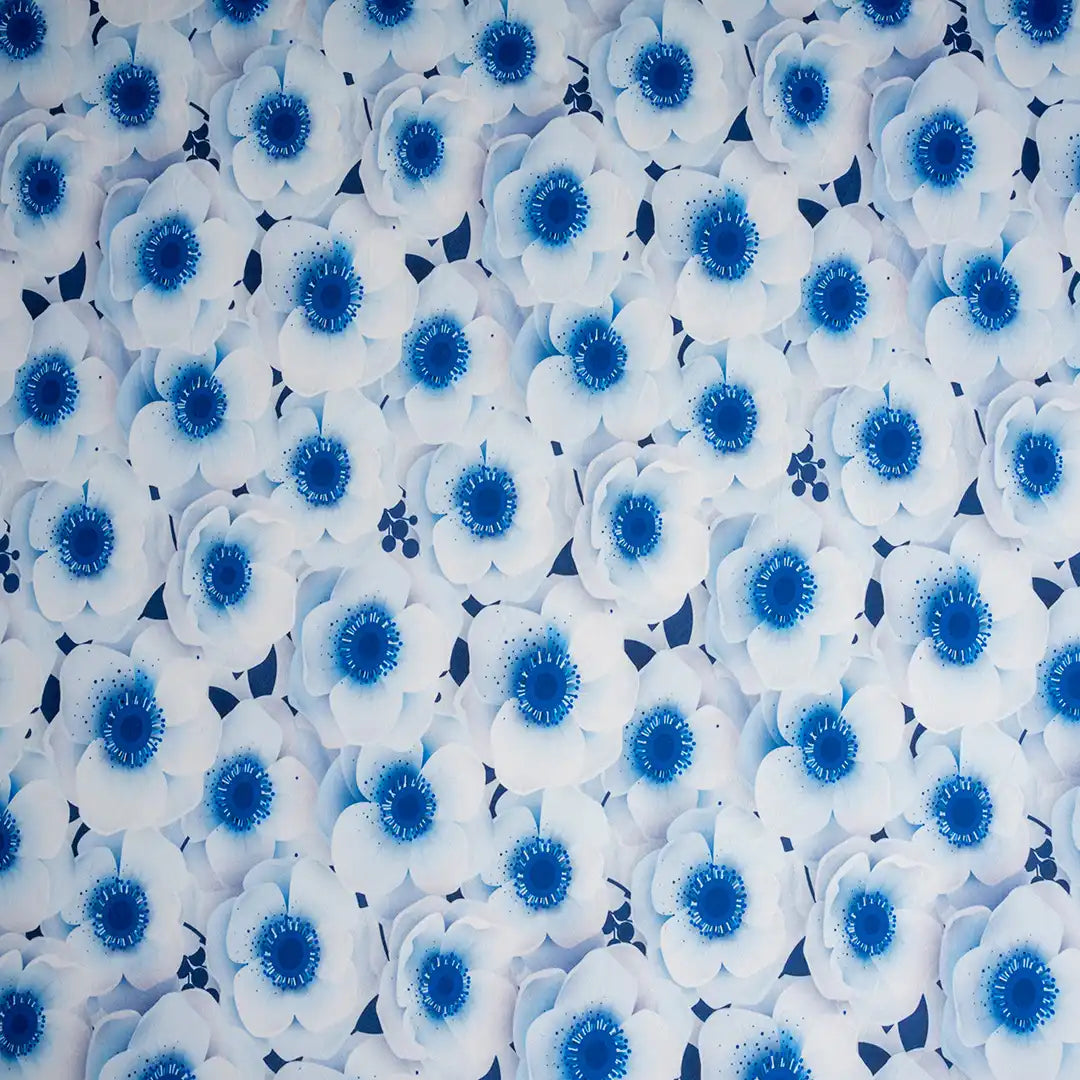 DivineTrendz Exclusive - 3D Blue Flower Elastic Table Covers.